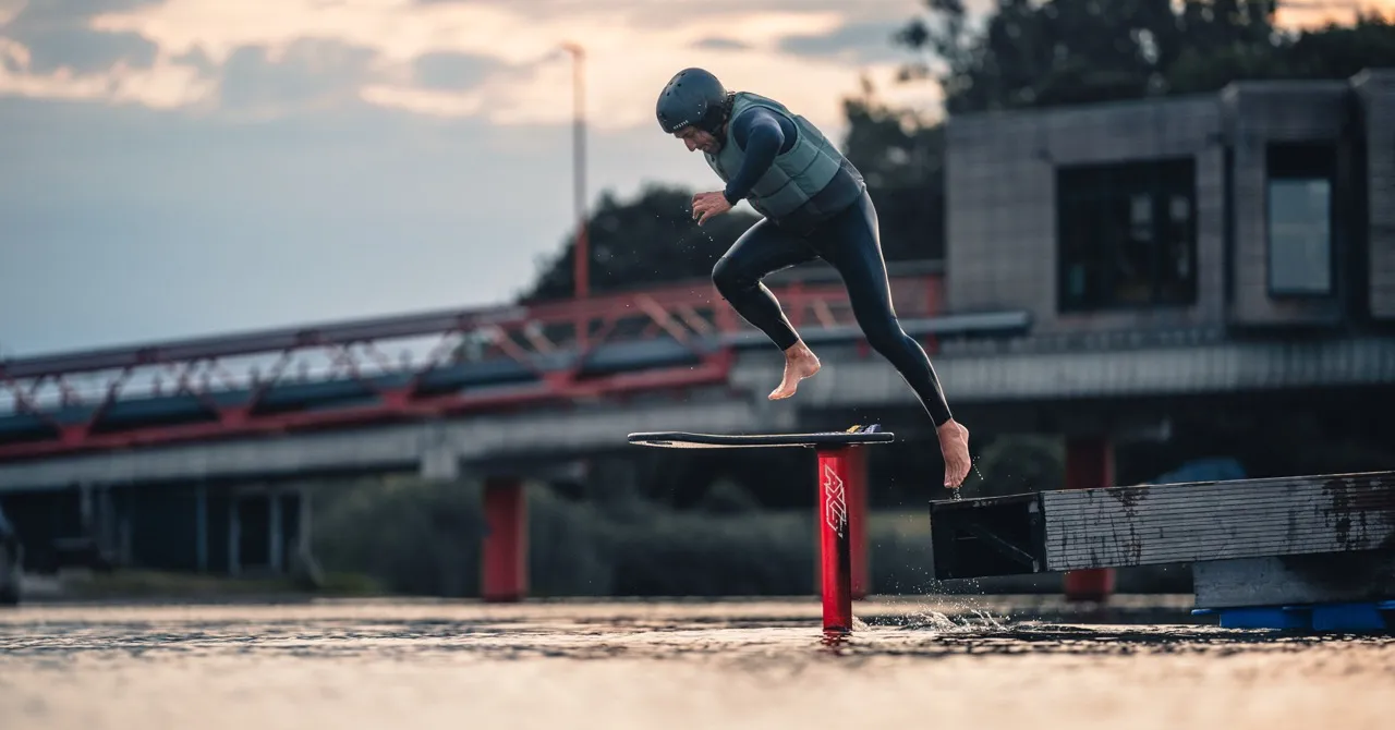 Wake foil at Supieria